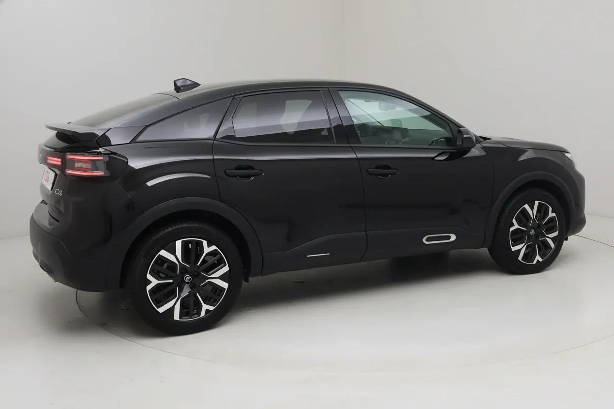 Citroën C4 Toulouse vue 3 Citroën C4 en leasing sans apport à Toulouse — vue 3