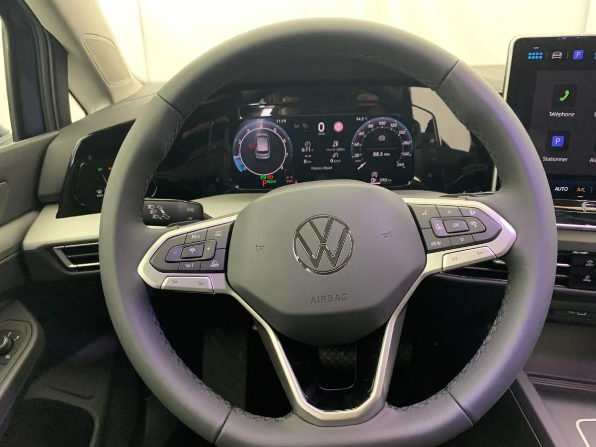 Volkswagen Golf Toulouse vue 5 Volkswagen Golf en leasing sans apport à Toulouse — vue 5